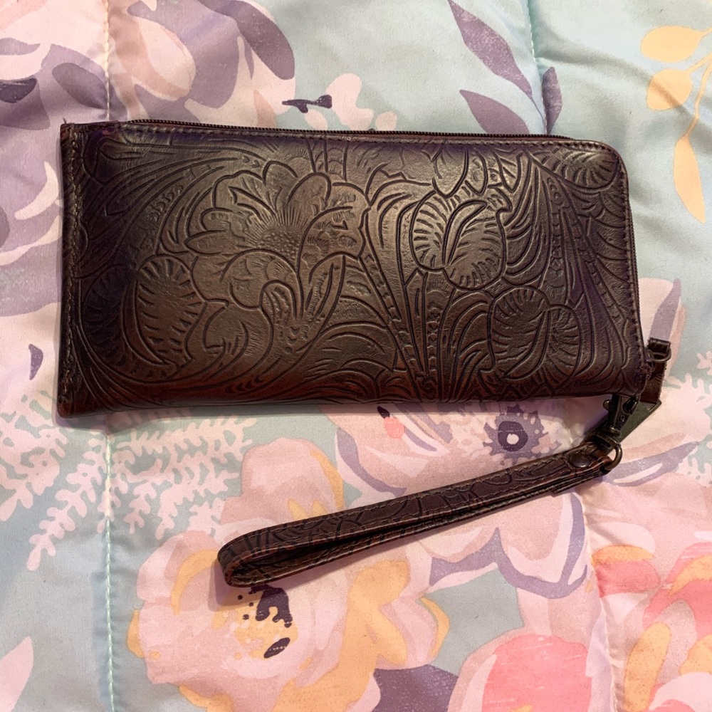 STS Ranchwear Brown Tooled Floral Clutch